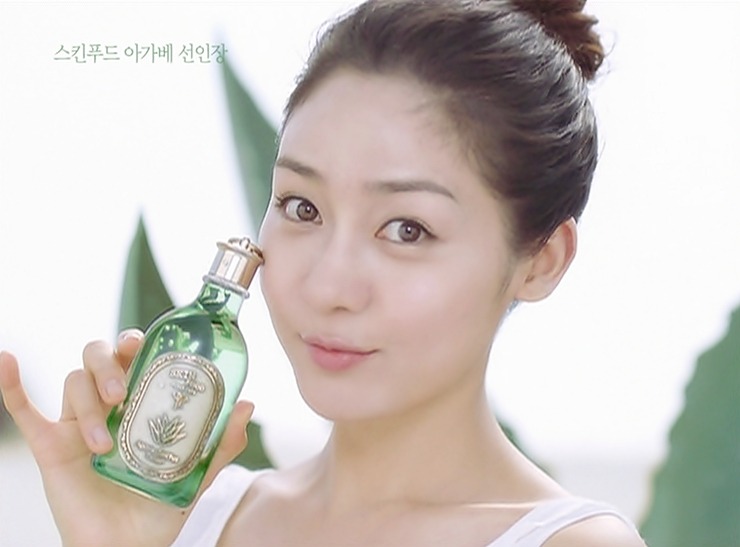가생이닷컴>커뮤니티 > 방송/연예 게시판 > [성유리] 스킨푸드 리즈시절.jpg
